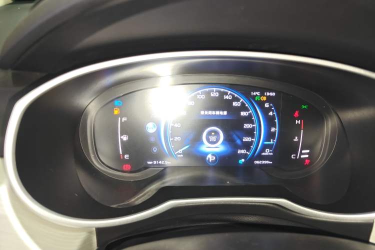 Used Geely Auto Emgrand X7 Sport 2020 1.8TD DCT Two-Wheel Drive Smart Connect 4G-Enabled Version