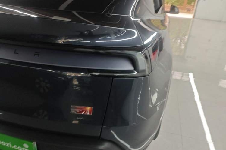 Used Tesla Model Y 2025 Long-Range All-Wheel Drive First Edition
