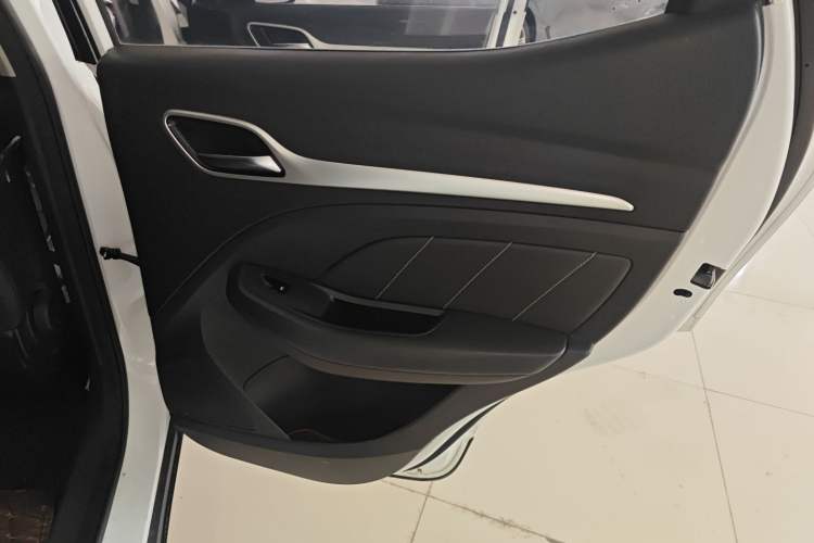 Used MG ZS 2018 1.5L Automatic Luxury Edition China V Standard
