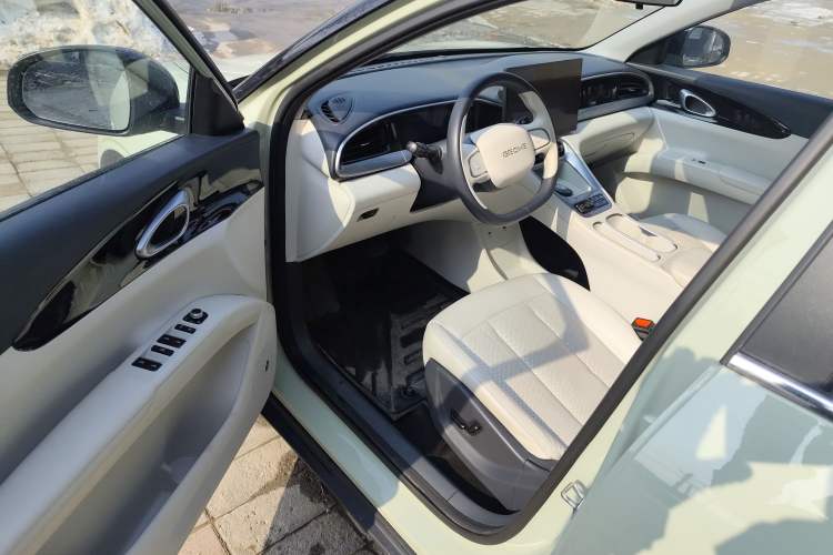 Used  Geome 2025 UP 410km Exploration+ Edition