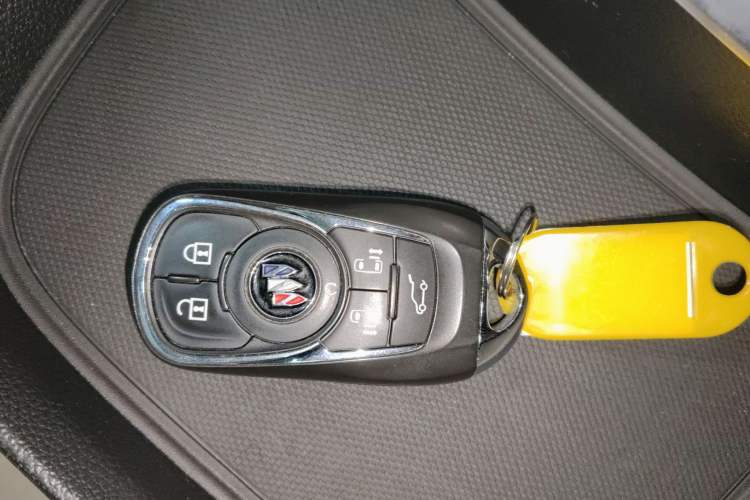 Used Buick GL8 2020 Avenir Avia Six-Seat Deluxe Edition
