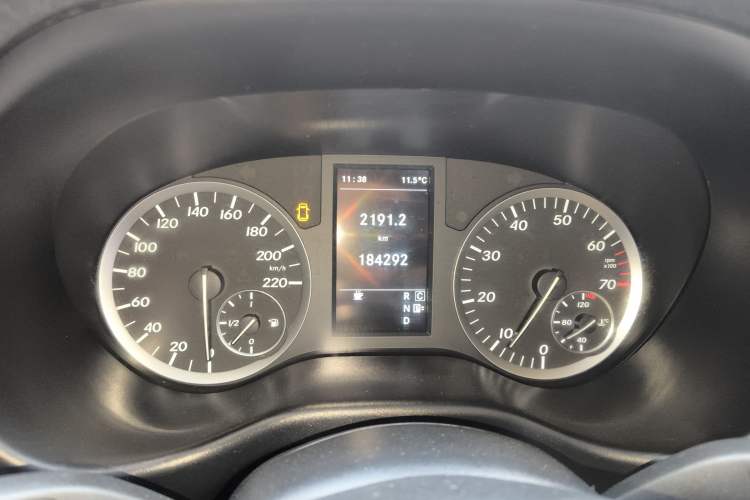 Used Mercedes-Benz Vito 2018 2.0T Business Version China V Emission Standard