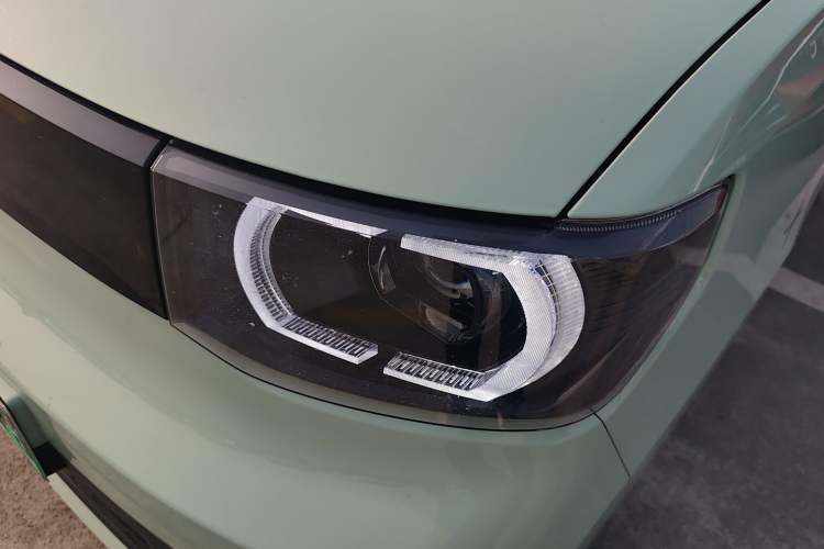 Used Wuling Hongguang MINIEV 2021 Macaron Fashion Model Lithium Iron Phosphate