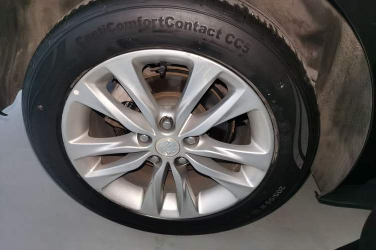 Used Buick Verano 2018 Sedan 20T Dual-Clutch Leading Model
