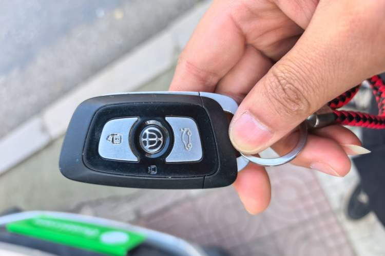 Used Brilliance V3 2016 1.5L Manual Smart Version
