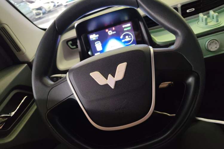 Used Wuling Hongguang MINIEV 2022 Macaron Premium Model – Lithium Iron Phosphate
