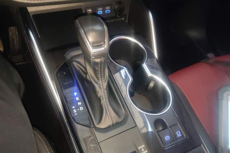 Used Toyota Crown Land Cruiser 2021 2.5L HEV Four-Wheel Drive Flagship Edition
