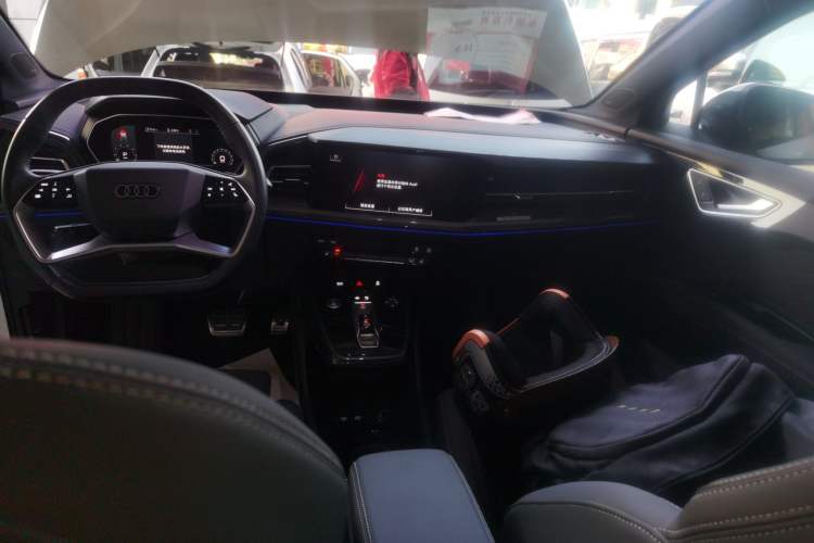 Used Audi Q4 e-tron 2024 50 e-tron quattro Creation Midnight Edition