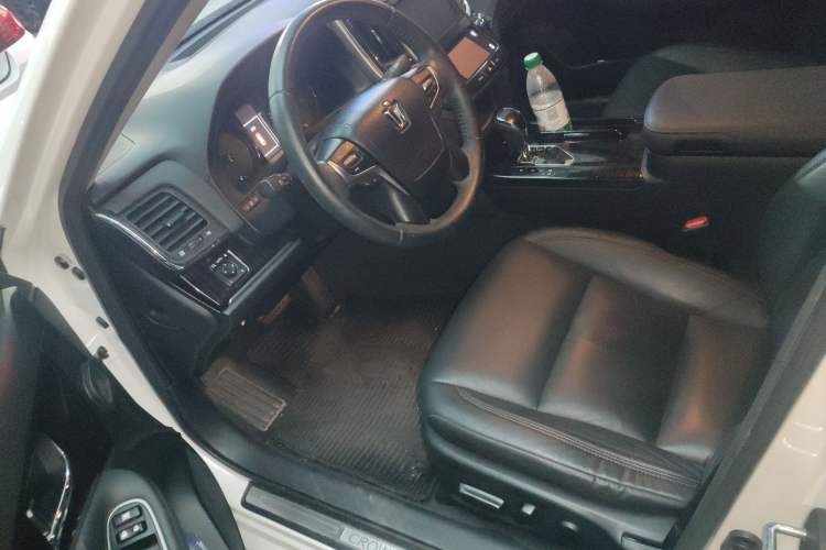 Used Toyota Crown 2015 2.0T Fashion Edition