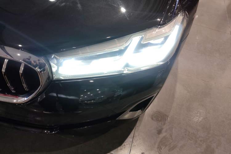 Used BMW 5 Series 2021 530Li Luxury Edition Premium Package
