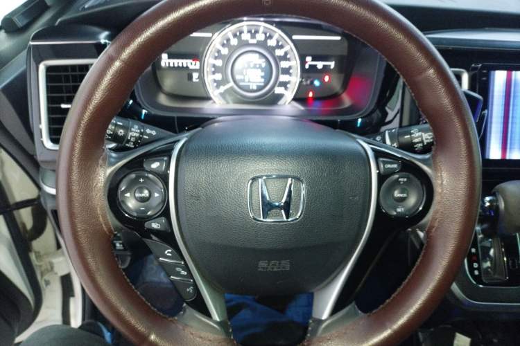 Used Honda Elysion 2016 2.4L Comfort Edition
