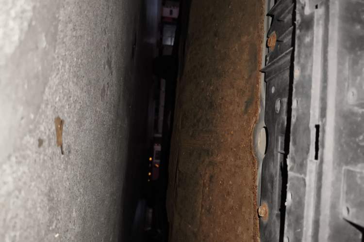 Used Nissan Tiida 2013 1.6L CVT Cool Cafe Edition
