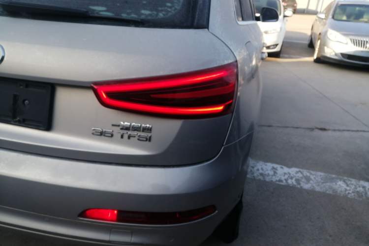 Used Audi Q3 2015 35 TFSI Millionth Anniversary Comfort Model
