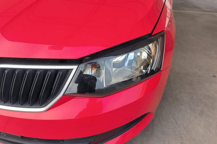 Used Skoda Fabia 2017 1.4L Manual Enjoy Edition
