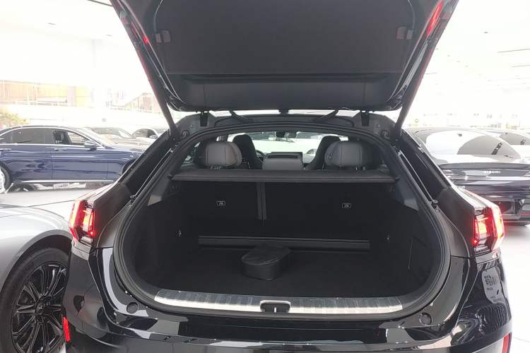 Used Zeekr 001 2023 WE Edition 100 kWh