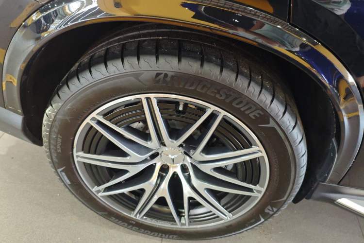 Used Mercedes-Benz GLC Coupe AMG 2024 AMG GLC 43 4MATIC Coupe SUV
