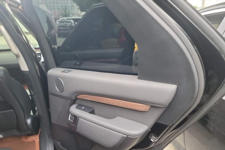 Used Land Rover Discovery 2017 3.0 SC V6 HSE
