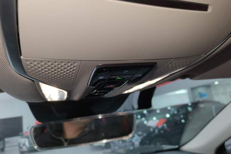 Used Hongqi HS3 2023 1.5T Two-Wheel Drive Shanwei Edition