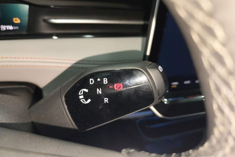 Used Volkswagen ID.7 VIZZION 2024 AIR model
