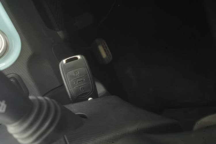 Used Wuling Hongguang MINIEV 2021 Macaron Premium Model – Lithium Iron Phosphate
