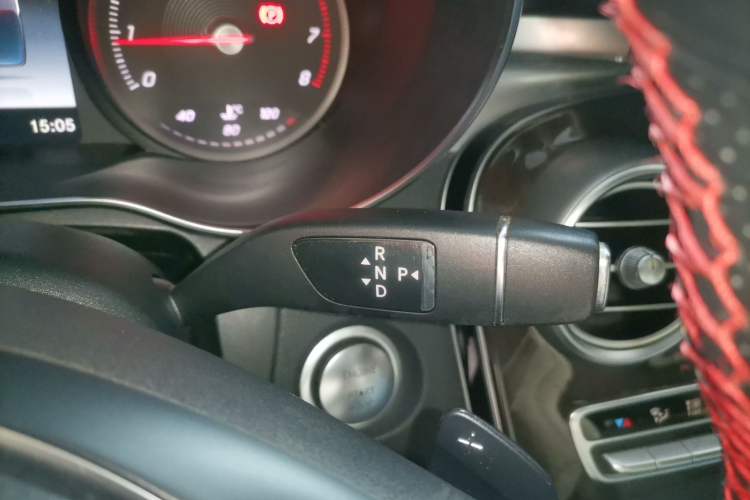 Used Mercedes-Benz GLC 2018 Facelift GLC 260 4MATIC Luxury Edition
