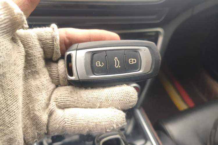 Used Geely Auto Emgrand GT 2015 1.8T Comfort Model
