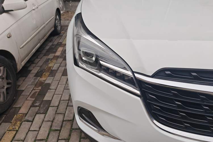 Used Buick Envision 2021 532T Two-Wheel-Drive Elite Version
