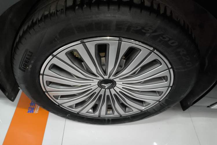 Used VOYAH Dream 2024 EV Long-Range Flagship Edition
