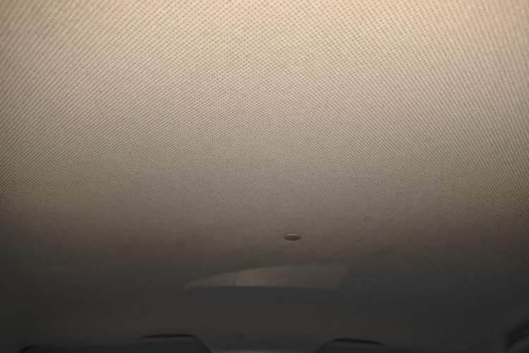 Used Baojun 630 2014 1.5L manual standard version
