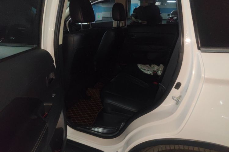 Used Mitsubishi Outlander 2016 2.4L 4x4 Elite Edition 7-Seater
