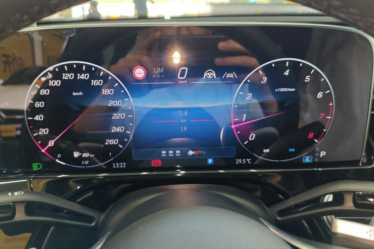 Used Mercedes-Benz E-Class 2025 Facelift E 300 L Luxury Edition
