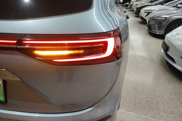 Used Hima AITO M7 2024 1.5T Intelligent Driving 4WD Max Edition 5 Seats
