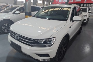 Used Volkswagen Tiguan L 2019 Revised 330TSI Automatic Two-Wheel Drive Smart & Luxury Edition China VI Standard