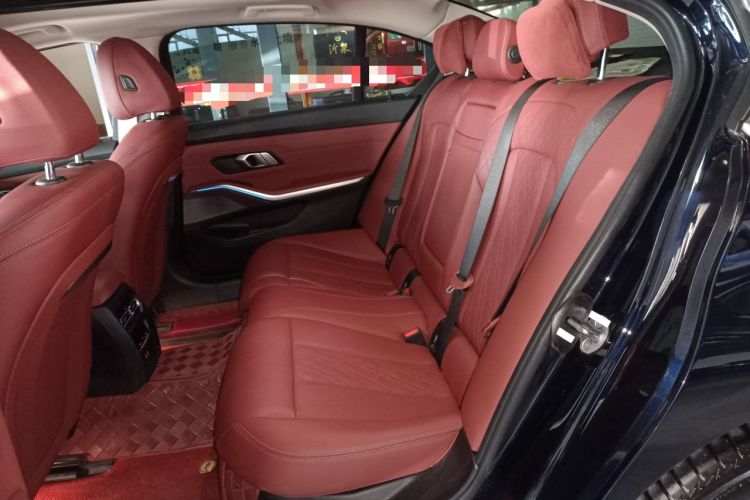 Used BMW i3 2022 eDrive 35 L
