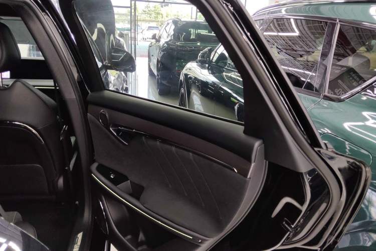 Used VOYAH FREE 2025 318 318 km Rear-Drive Touring Edition
