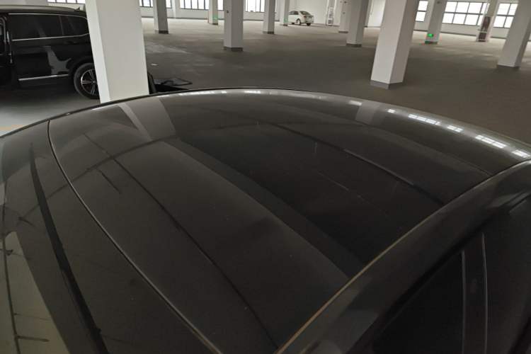 Used Tesla Model Y 2023 Rear-Wheel-Drive Version
