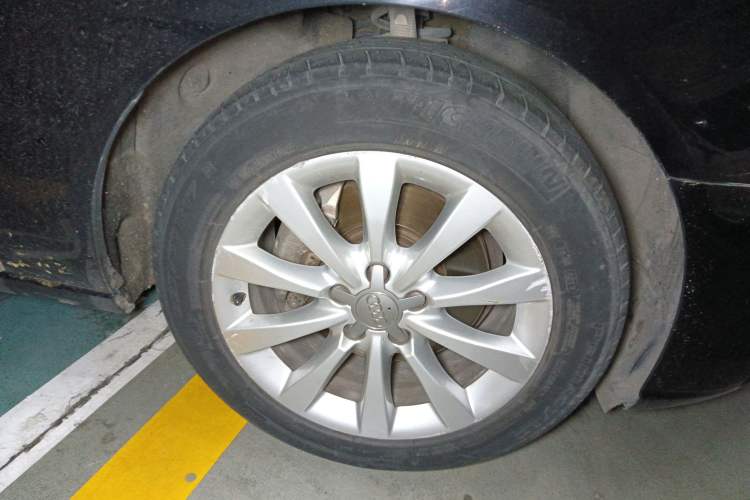 Used Audi A6L 2015 30 FSI Millionth Anniversary Comfort Model
