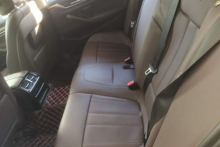 Used BMW 5 Series 2018 525Li Luxury Package