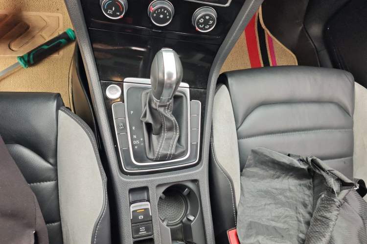 Used Volkswagen Golf 2019 280TSI DSG R-Line Model China V Standard