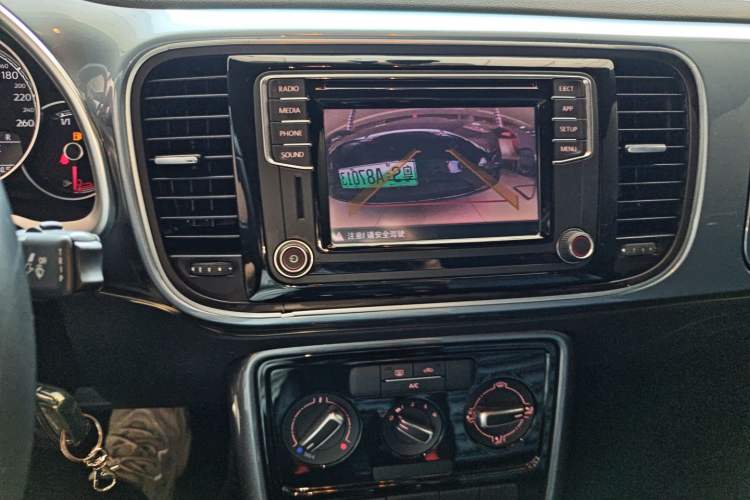 Used Volkswagen Beetle 2018 180TSI Yile Model
