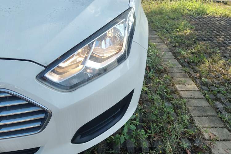 Used Ford Escort 2017 Revised Version 1.5L Manual Comfort Edition