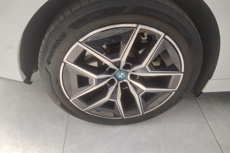 Used BMW i5 2024 eDrive 35L M Sport Package
