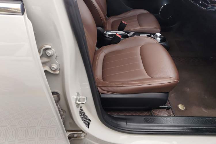 Used Wuling Bingo 2023 333 km Lingxi Connected Version