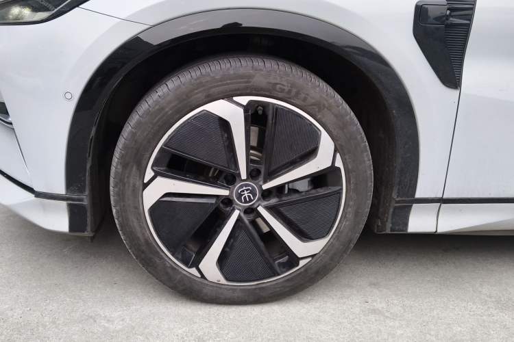 Used BYD Song L EV 2025 Intelligent Driving Version 662 km LiDAR Excellence Edition