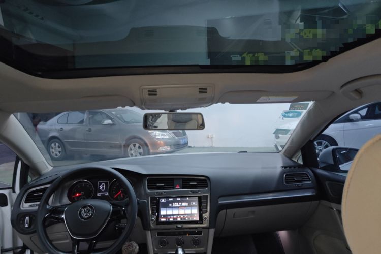 Used Volkswagen Golf 2015 1.4TSI Automatic Comfort Model
