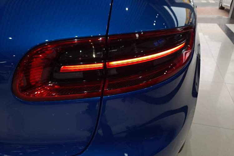 Used Porsche Macan 2017 Macan 2.0T
