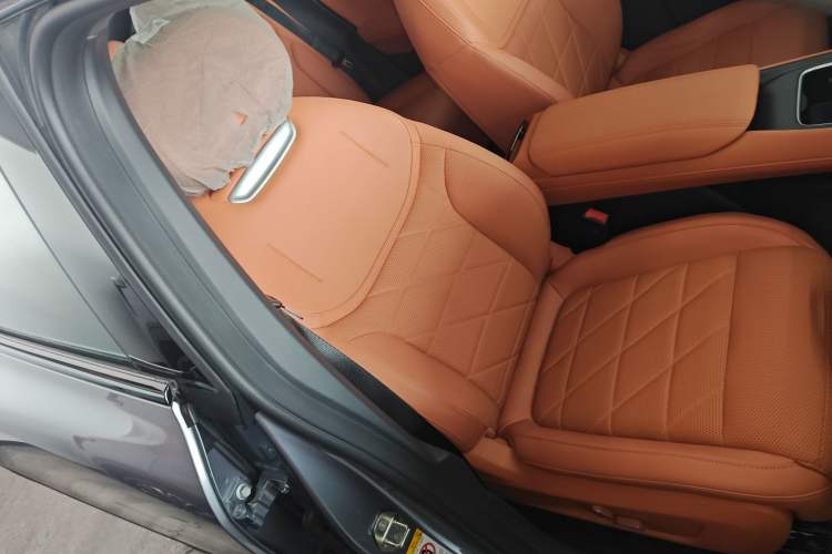 Used  S05 2024 200Max Range-Extended Long-Range Version
