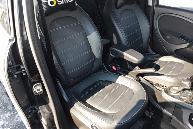 Used  forfour 2018 0.9T 66 kW Pioneer Edition