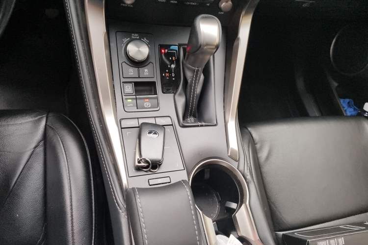 Used Lexus NX 2018 200 Front-Wheel-Drive X-Trail Version China V Standard