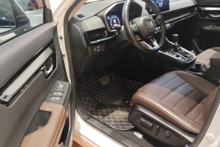 Used Honda CR-V 2023 240TURBO Two-Wheel Drive Deluxe Edition 7 Seats
